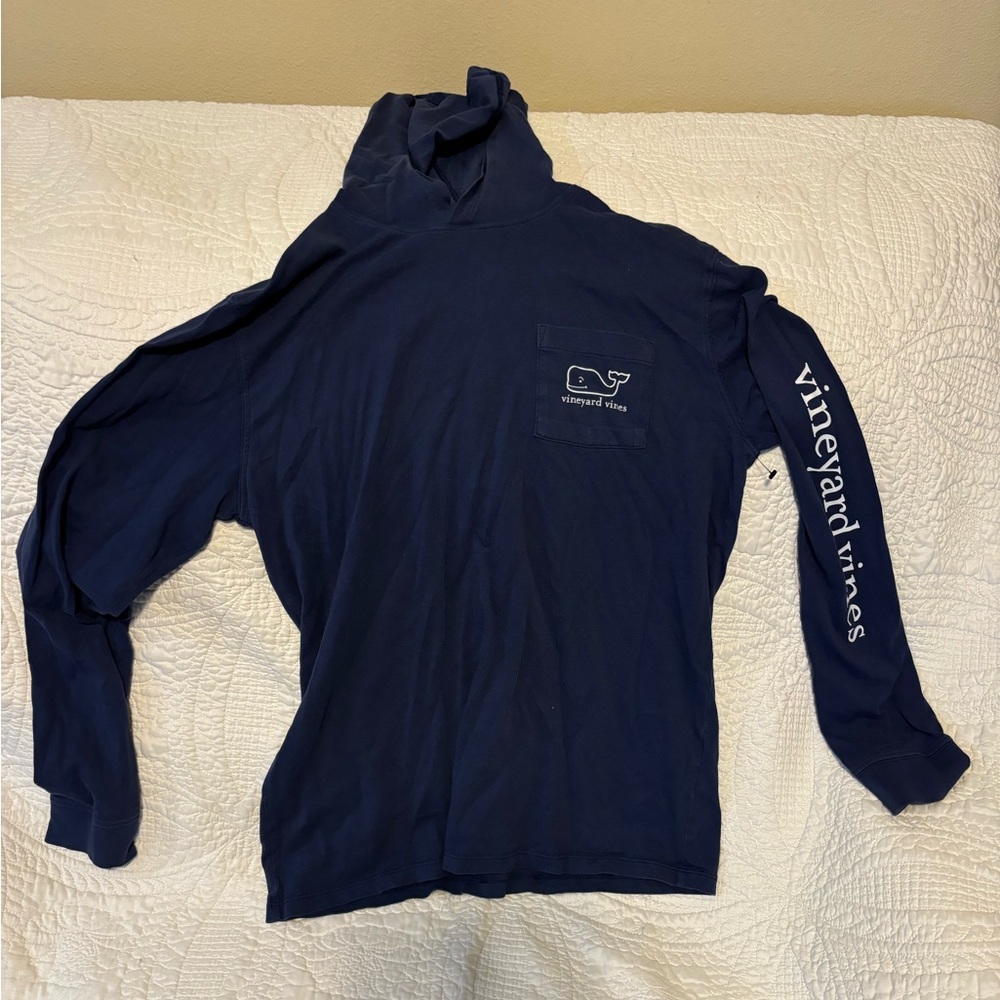 Vineyard Vines hooded long sleeve